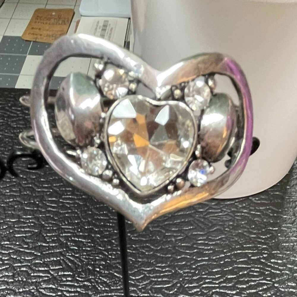 SOLD!! Silver and Rhinestone Heart Bracelet - New (198) - Picture 2 of 7